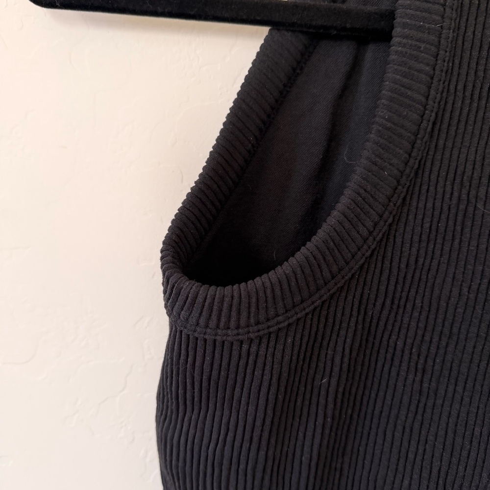 aerie Ribbed Racer Back Size S - Picture 10 of 10